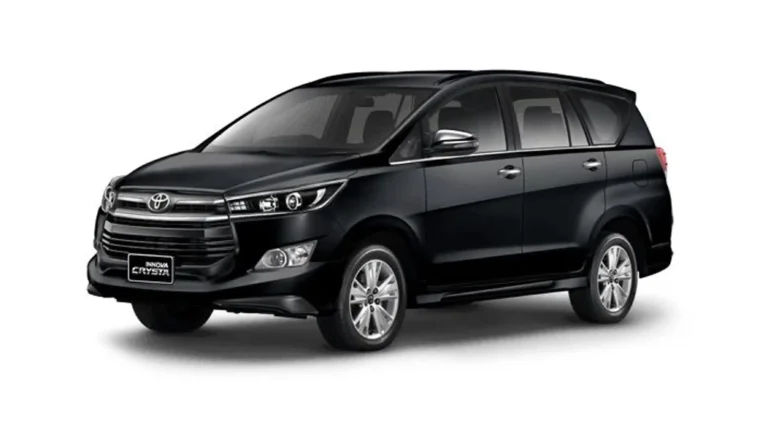 Innova Reborn Car Rental – Labuan Bajo to Kelimutu Lake