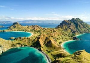 Pulau Padar,sala satu spot wisata terbaik labuan bajo-visit labuan bajo