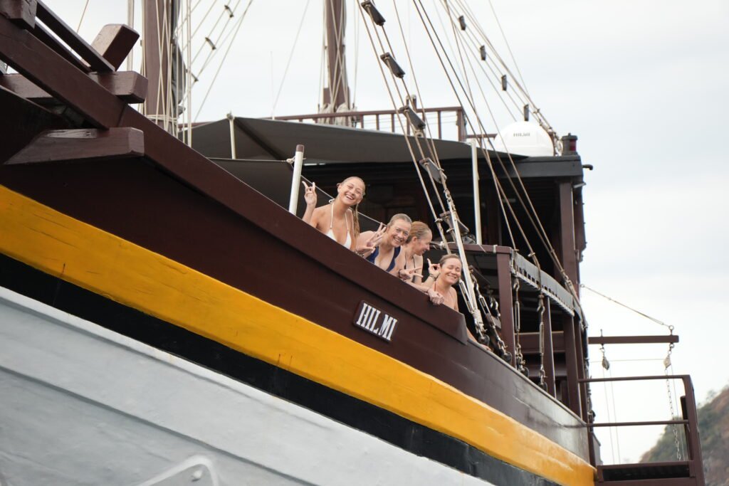 labuan bajo cruise